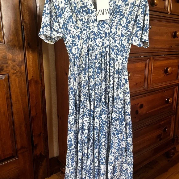 NWT’S!🏷️ Zara Midi Dress - Picture 2 of 8